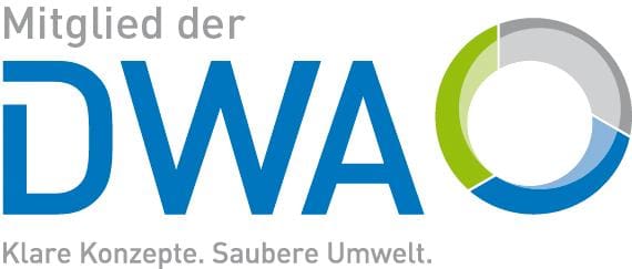 Logo für Mitglieder der DWA und darunter steht noch Klare Konzepte. Saubere Umwelt.